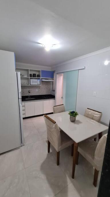 Casal E Solteiro Em Casa Familiar * São Paulo